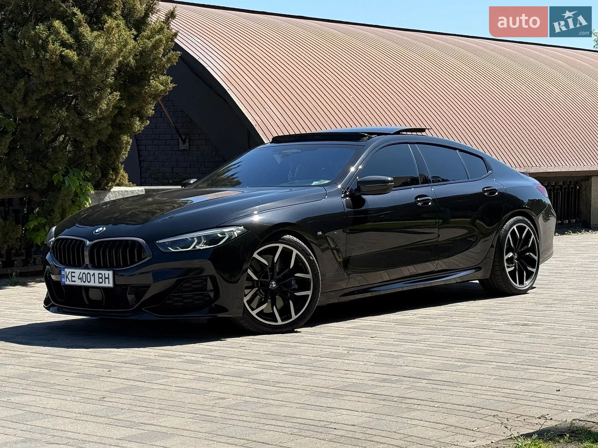 2019 BMW 8er - мініатюра 2