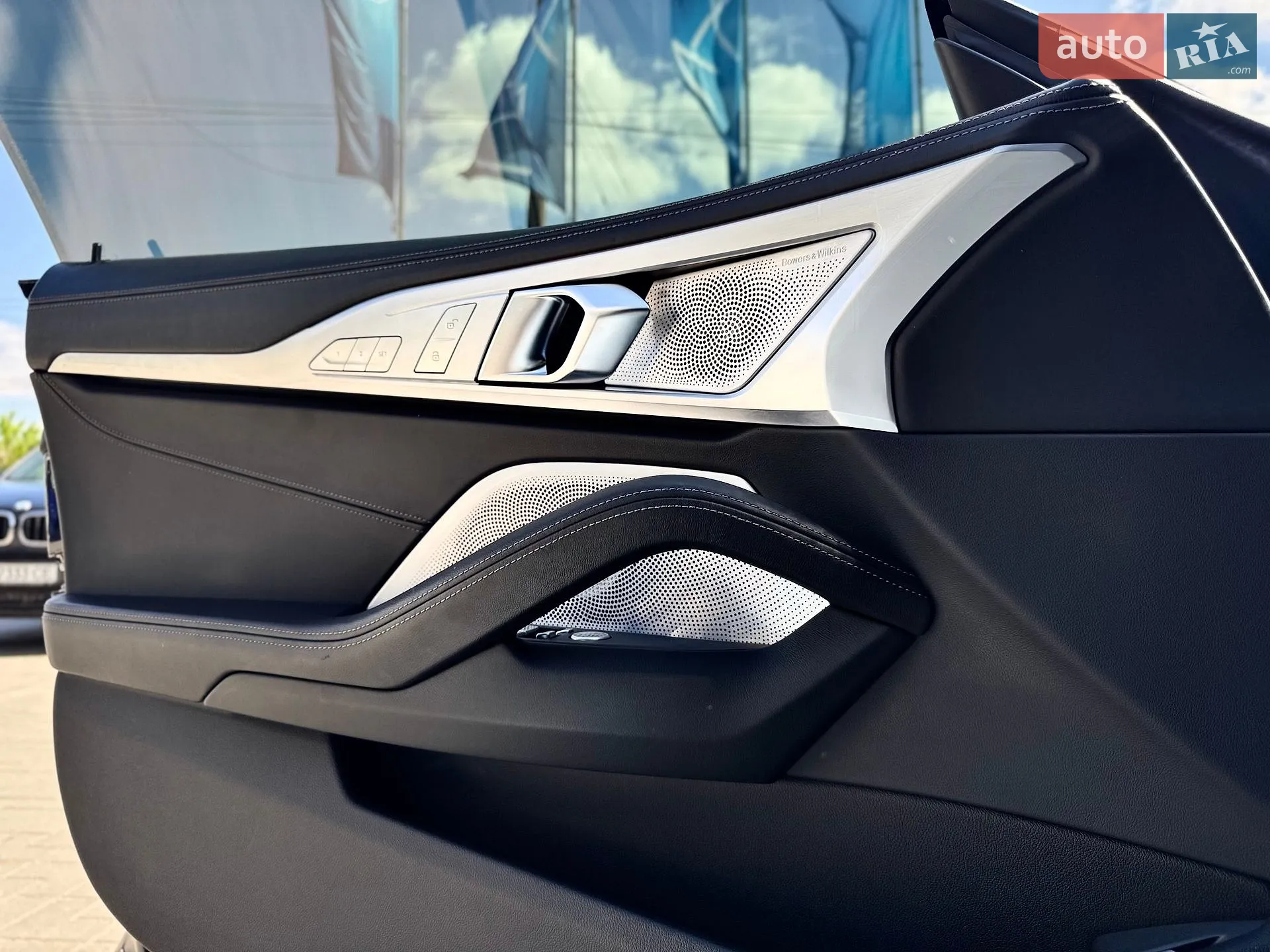 2020 BMW 8er - мініатюра 17