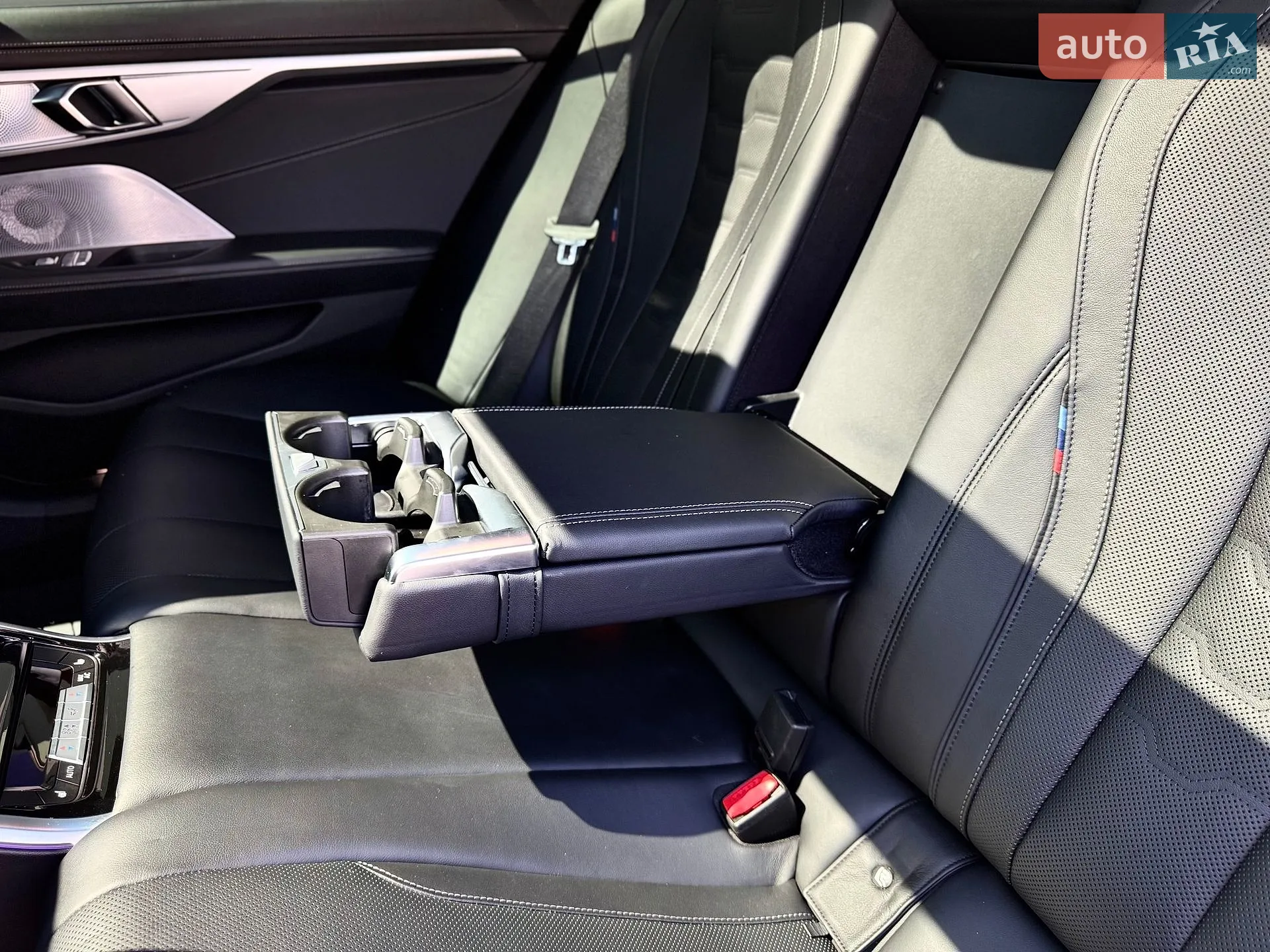 2020 BMW 8er - мініатюра 22