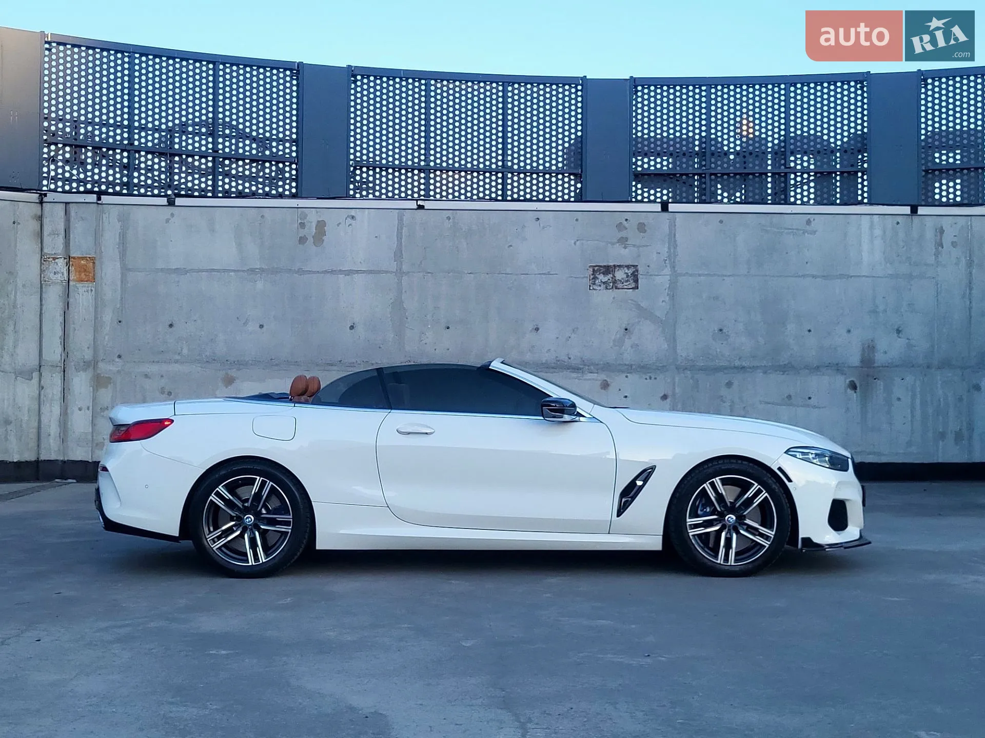 2019 BMW 8er - мініатюра 26