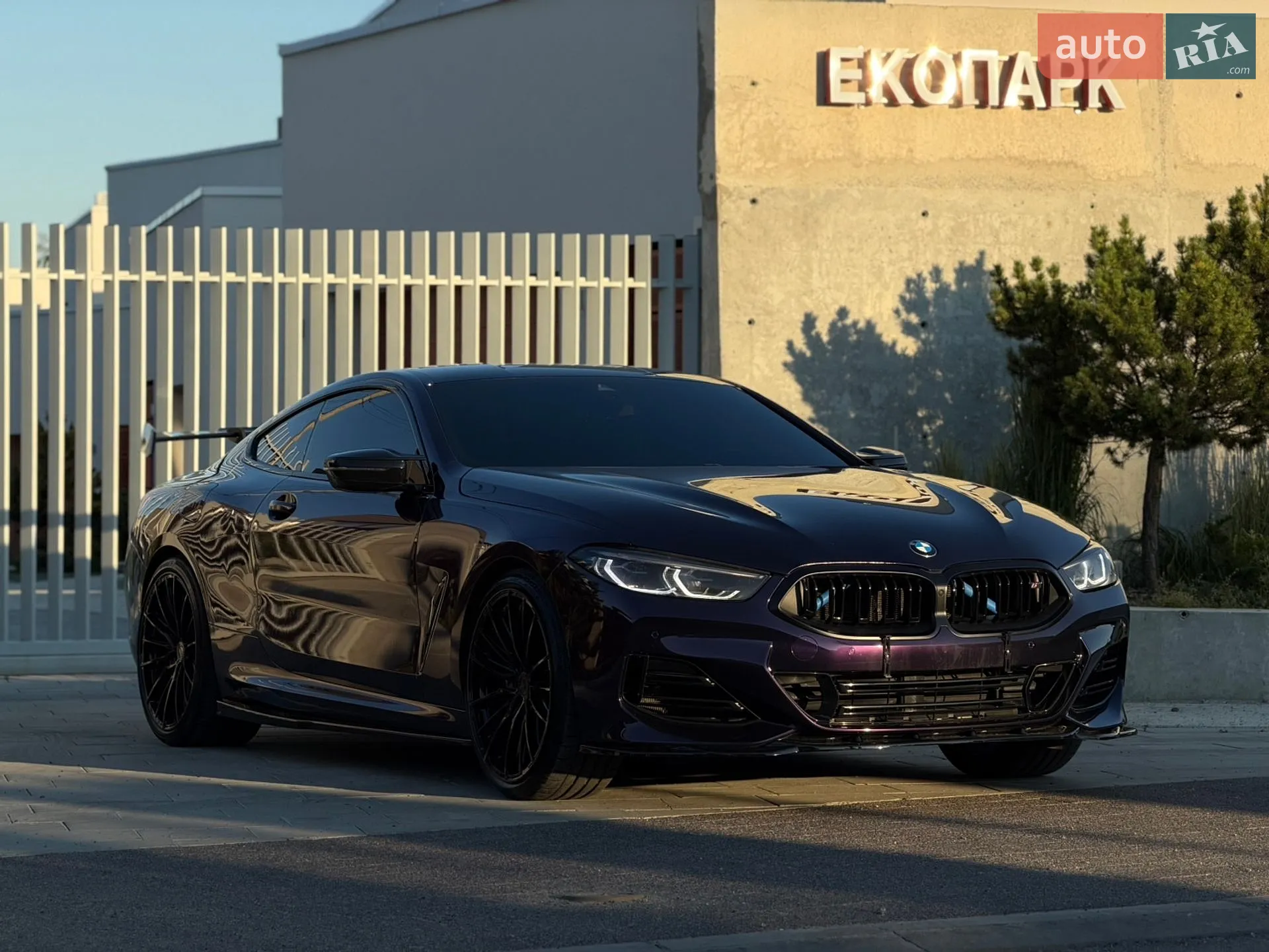 2022 BMW 8er - мініатюра 9