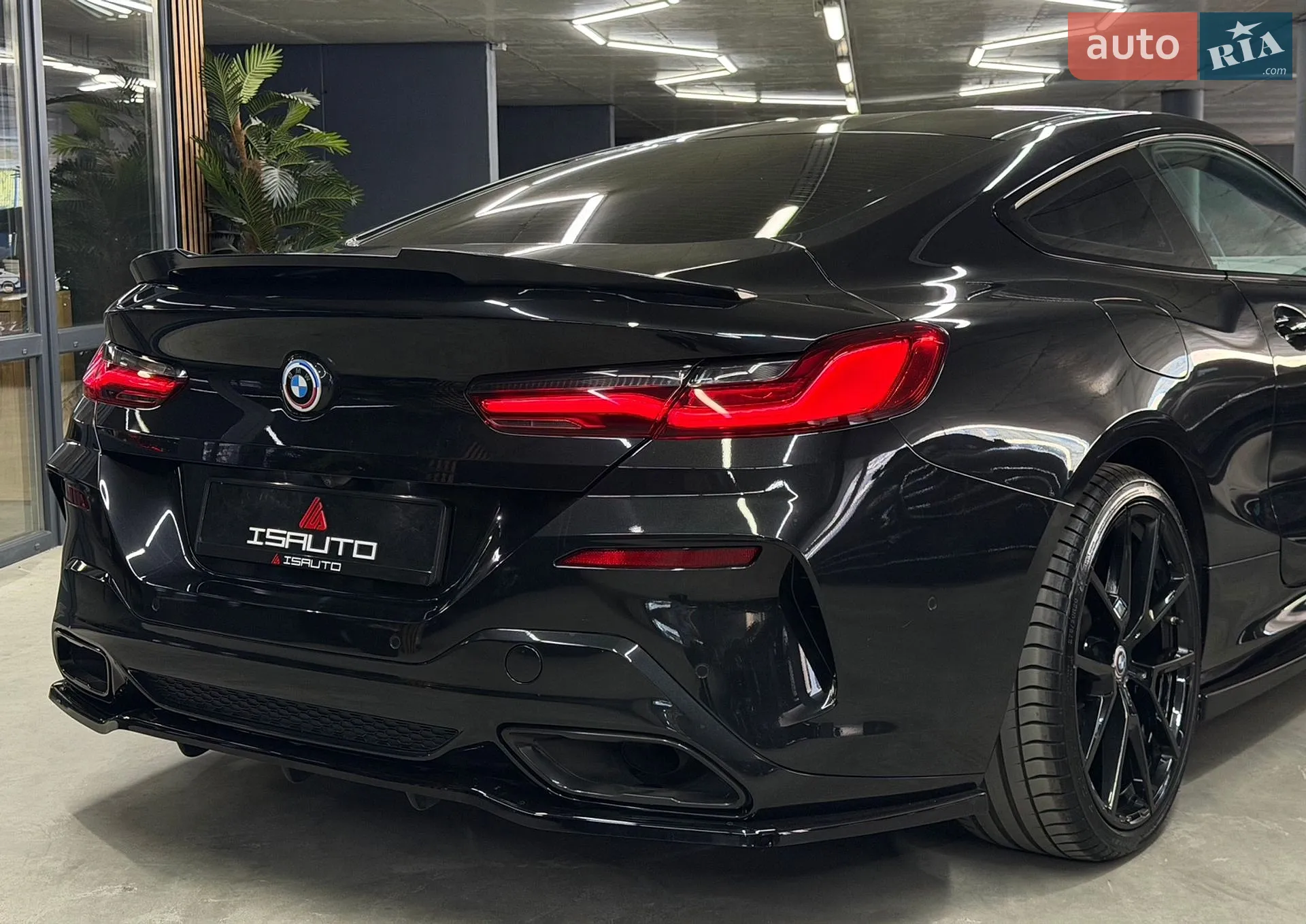 2021 BMW 8er - мініатюра 18