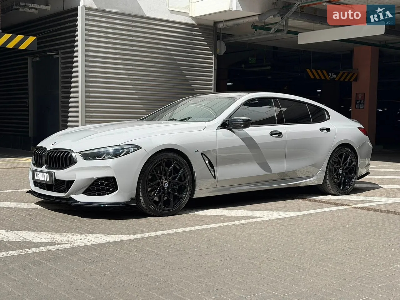 2019 BMW 8er - мініатюра 16