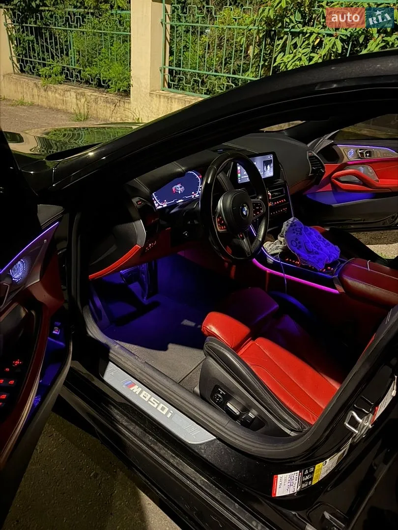 2019 BMW 8er - мініатюра 8