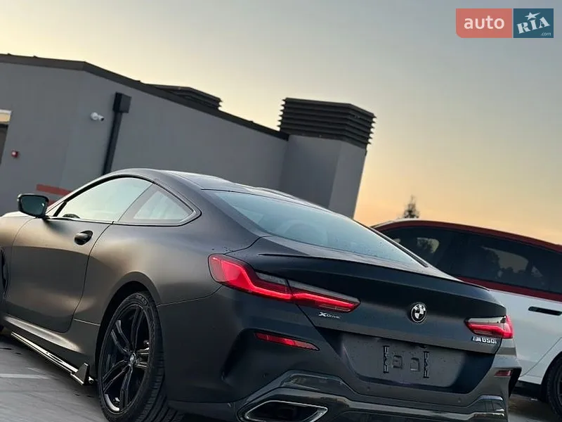BMW 8 Series 2021