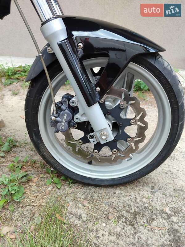 Мотоцикл Спорт-туризм BMW F 650CS 2004 в Киеве фото 10 Мотоцикл Спорт-туризм BMW F 650CS 2004 в Киеве