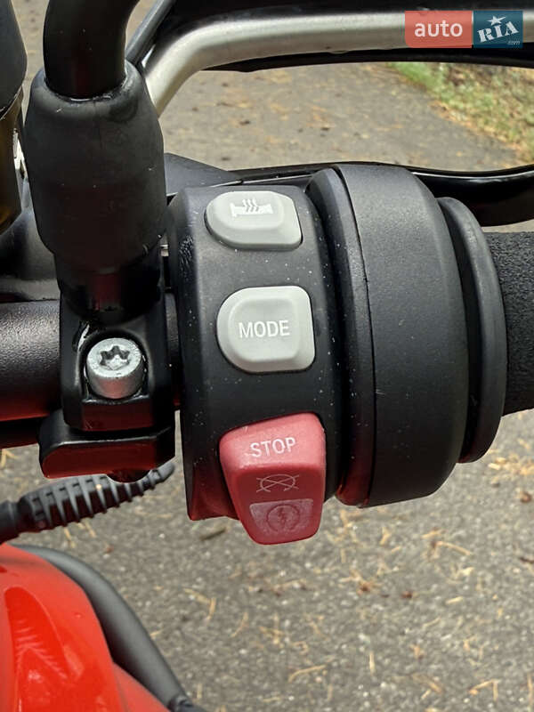 Мотоцикл Многоцелевой (All-round) BMW F 700GS 2016 в Кременчуге