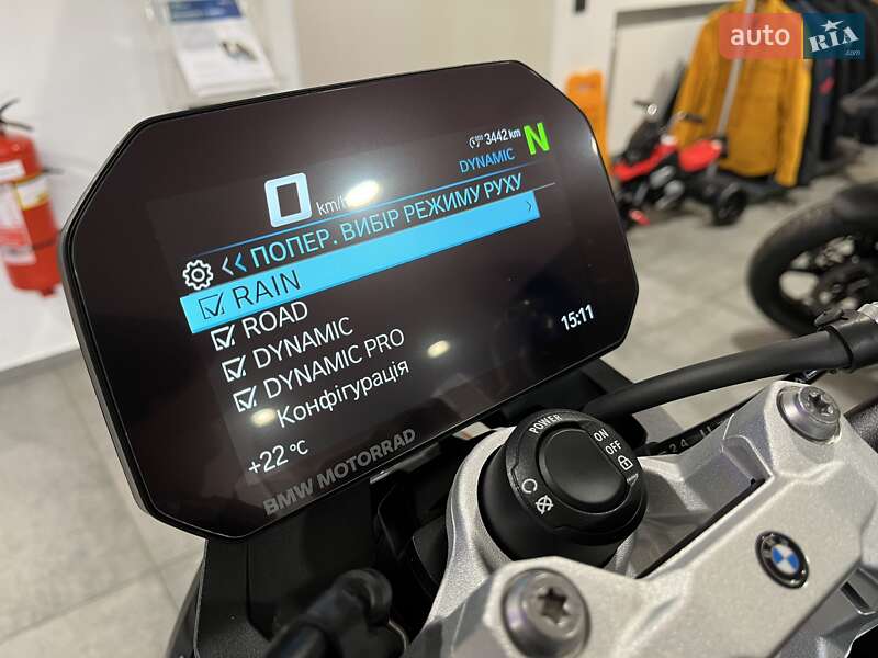 Мотоцикл Без обтікачів (Naked bike) BMW F 900R 2025 в Києві фото 14 Мотоцикл Без обтікачів (Naked bike) BMW F 900R 2025 в Києві