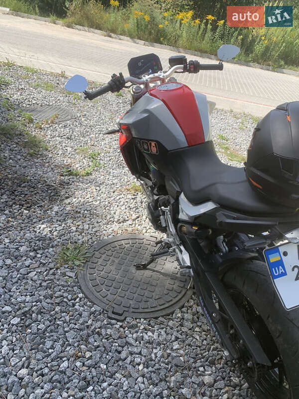 Мотоцикл Без обтекателей (Naked bike) BMW F 900R 2021 в Яворове фото 3 Мотоцикл Без обтекателей (Naked bike) BMW F 900R 2021 в Яворове