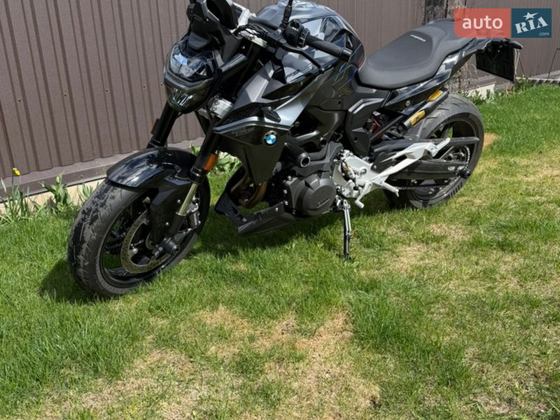 Мотоцикл Без обтекателей (Naked bike) BMW F 900R 2025 в Луцке фото 3 Мотоцикл Без обтекателей (Naked bike) BMW F 900R 2025 в Луцке