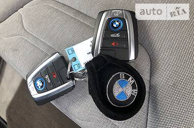 Хетчбек BMW I3 2015 в 