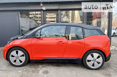 Хетчбек BMW I3 2015 в 