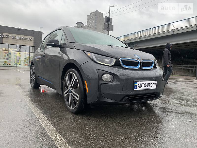 Хетчбек BMW I3 2015 в 