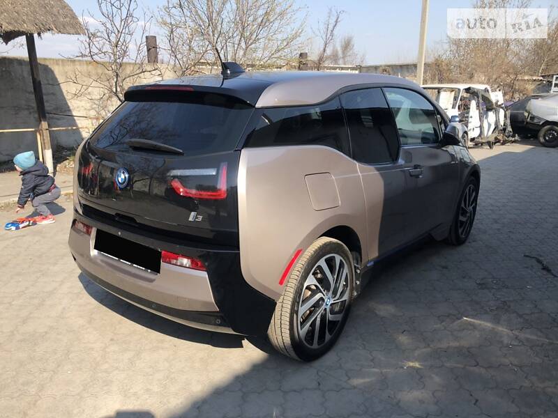 Хетчбек BMW I3 2014 в Дніпрі