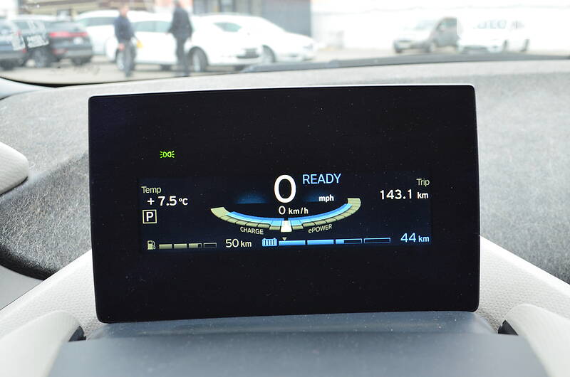Хэтчбек BMW I3 2014 в Киеве