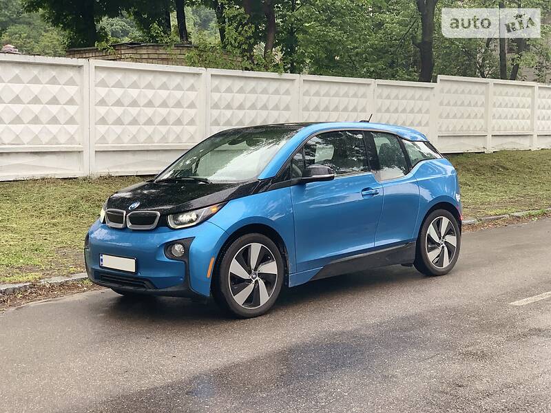 Хетчбек BMW I3 2017 в 