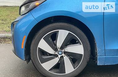 Хетчбек BMW I3 2017 в 