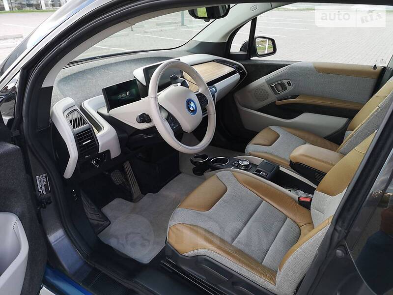Хэтчбек BMW I3 2015 в Буче