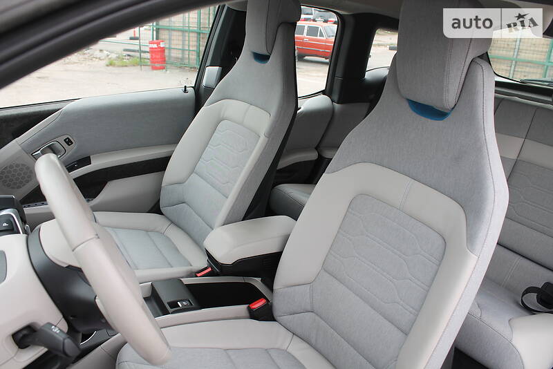 Хэтчбек BMW I3 2015 в Харькове
