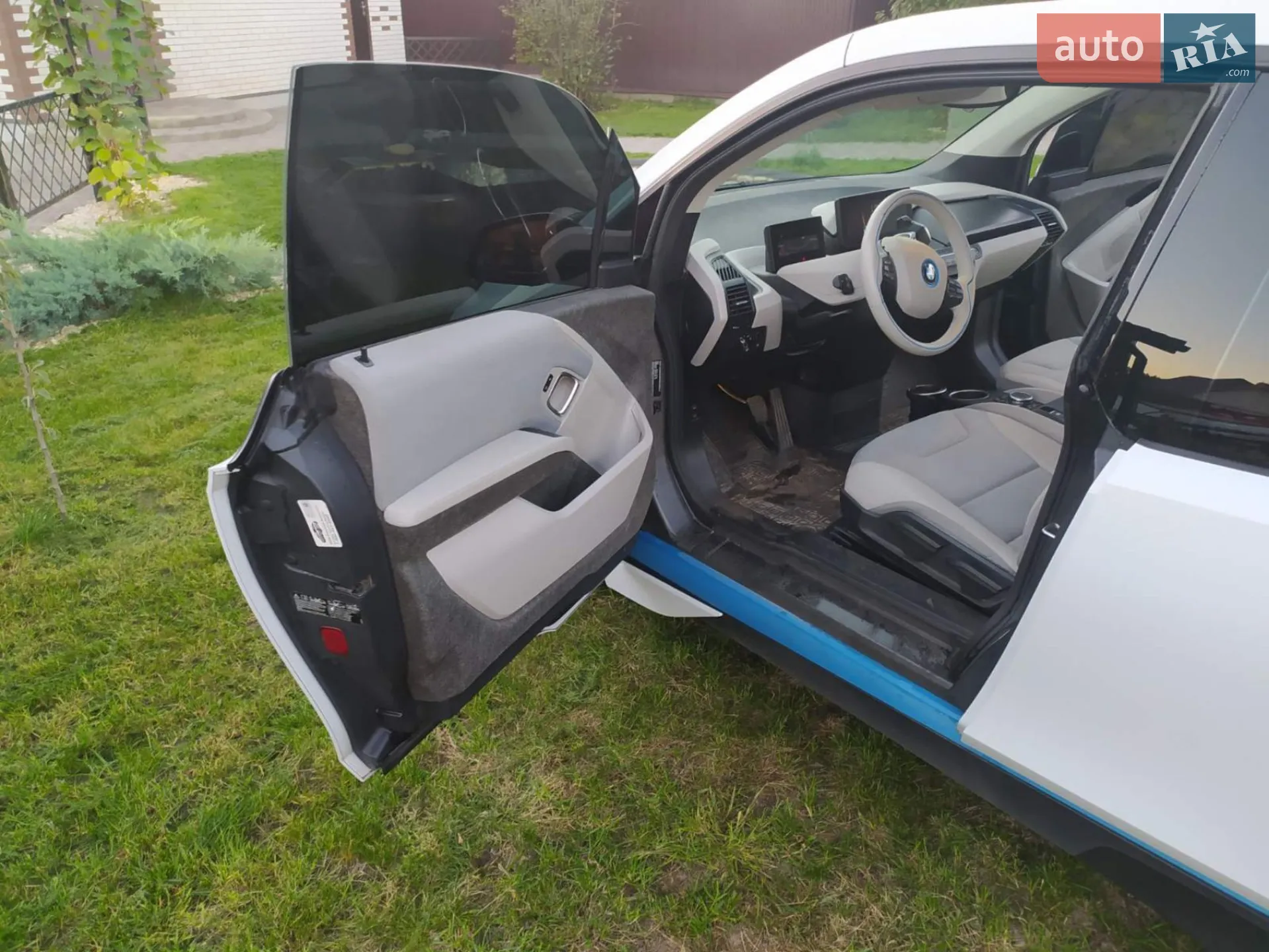 2015 BMW i3 - мініатюра 12