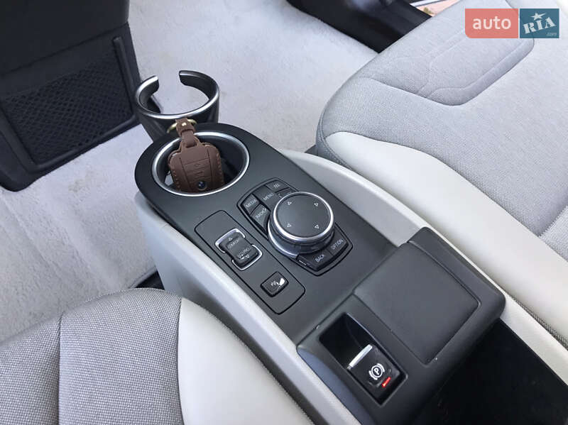 Хэтчбек BMW I3 2015 в Виннице