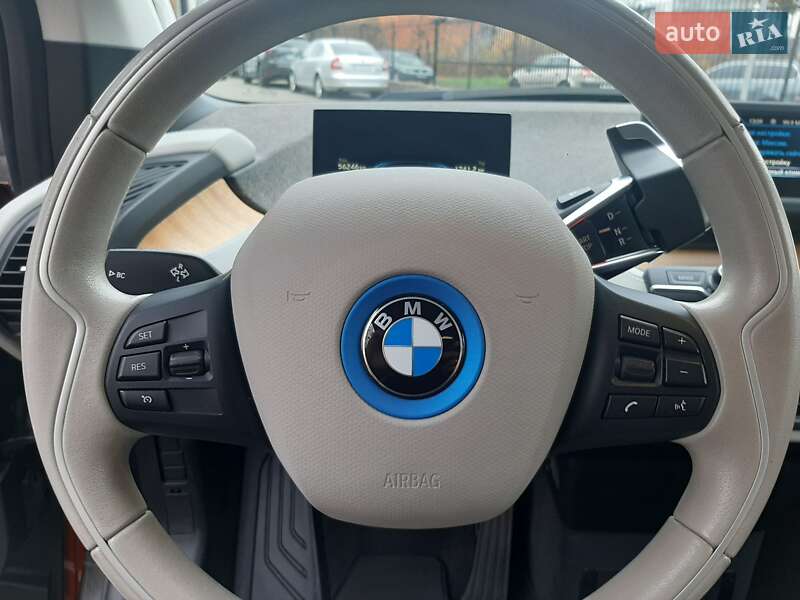 Хэтчбек BMW I3 2015 в Сваляве
