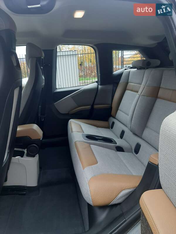 Хэтчбек BMW I3 2015 в Сваляве