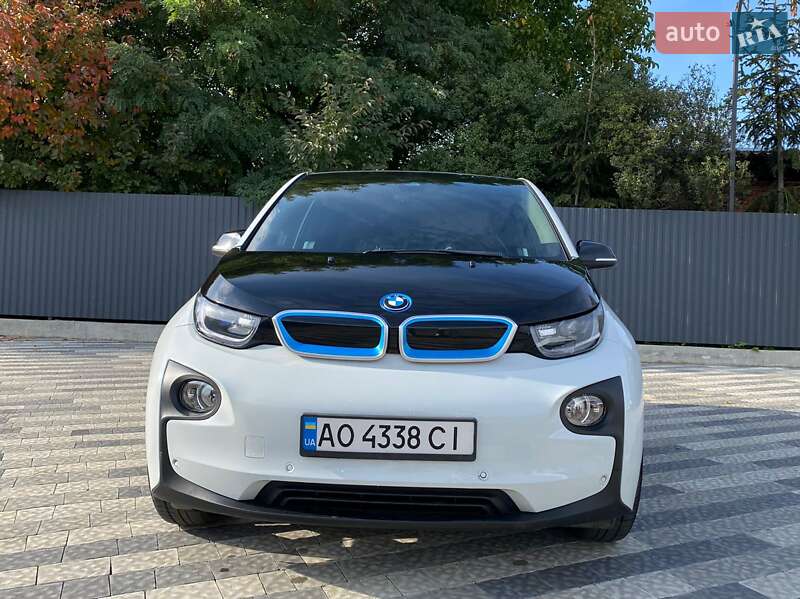 Хэтчбек BMW I3 2015 в Ужгороде