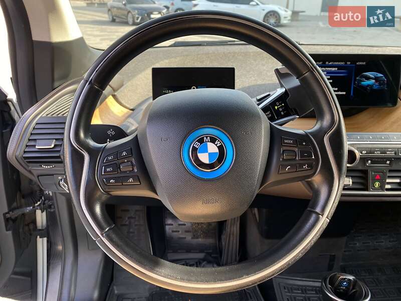 Хэтчбек BMW I3 2015 в Ужгороде