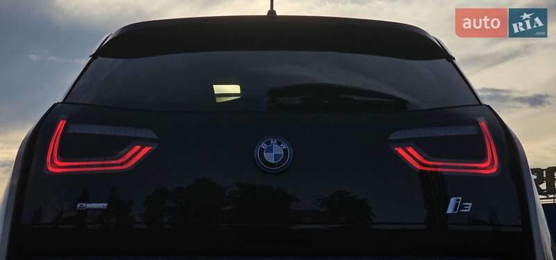 Хэтчбек BMW I3 2015 в Житомире