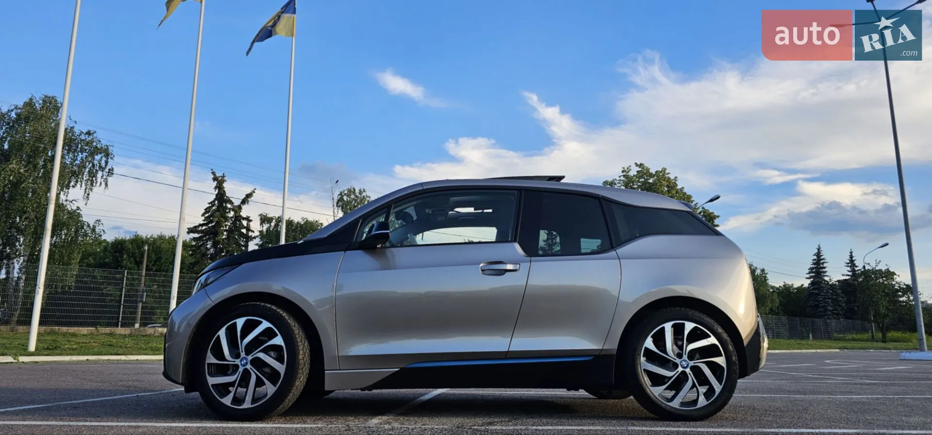 2015 BMW i3 - мініатюра 2