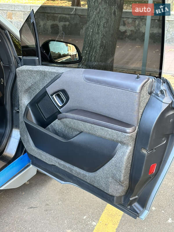 Хэтчбек BMW I3 2015 в Кременчуге фото 13 Хэтчбек BMW I3 2015 в Кременчуге