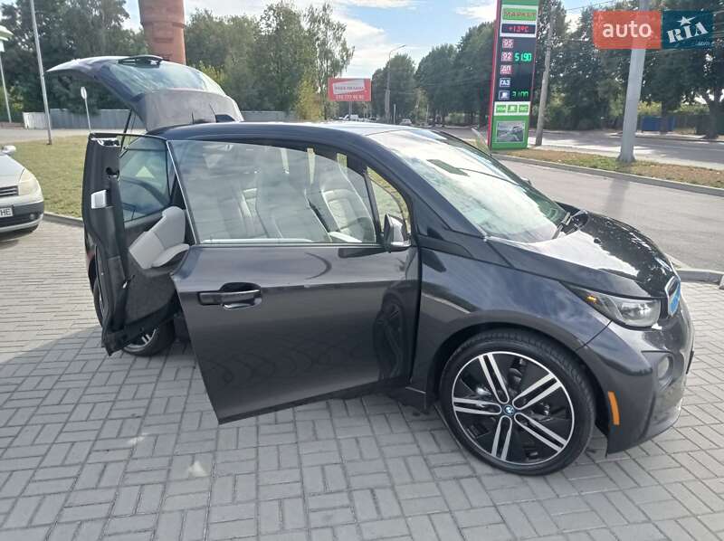 Хэтчбек BMW I3 2015 в Житомире