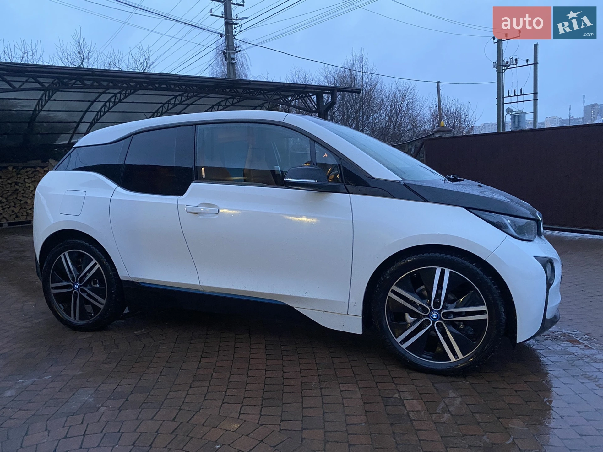 2017 BMW i3 - мініатюра 2