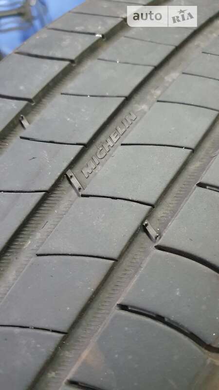 Хэтчбек BMW I3 2015 в Киеве