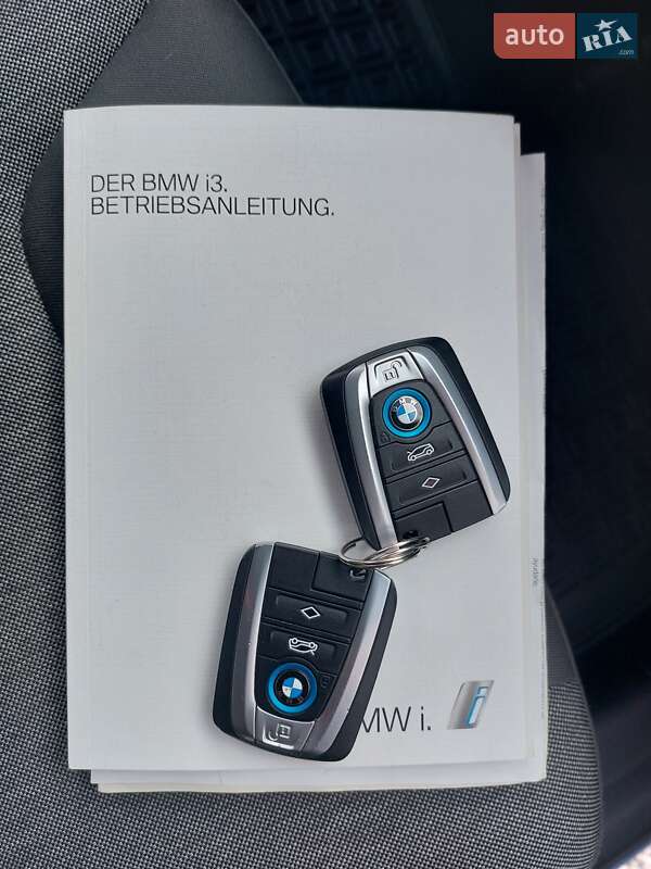 Хэтчбек BMW I3 2015 в Киеве