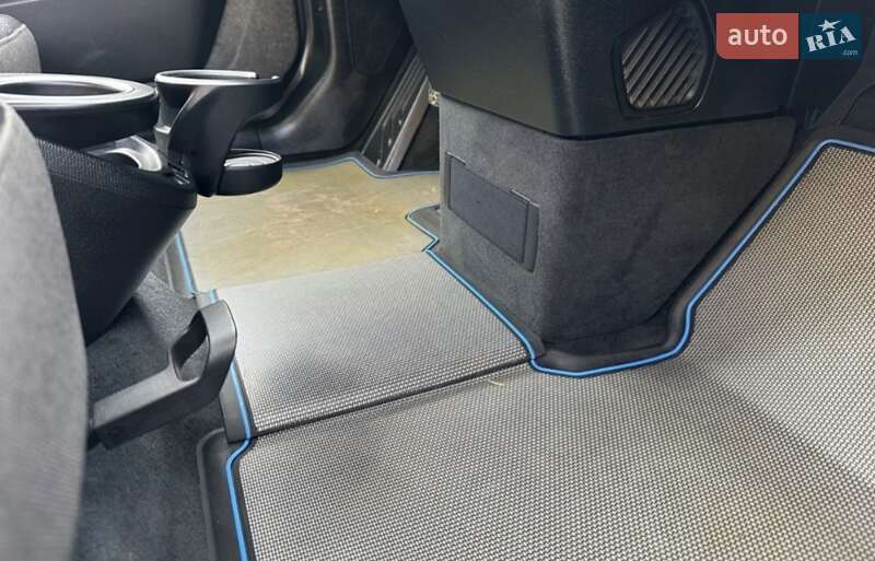 Хетчбек BMW I3 2016 в Вінниці