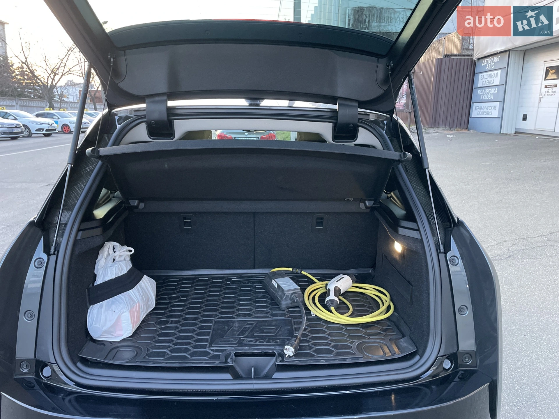 2016 BMW i3 - мініатюра 5