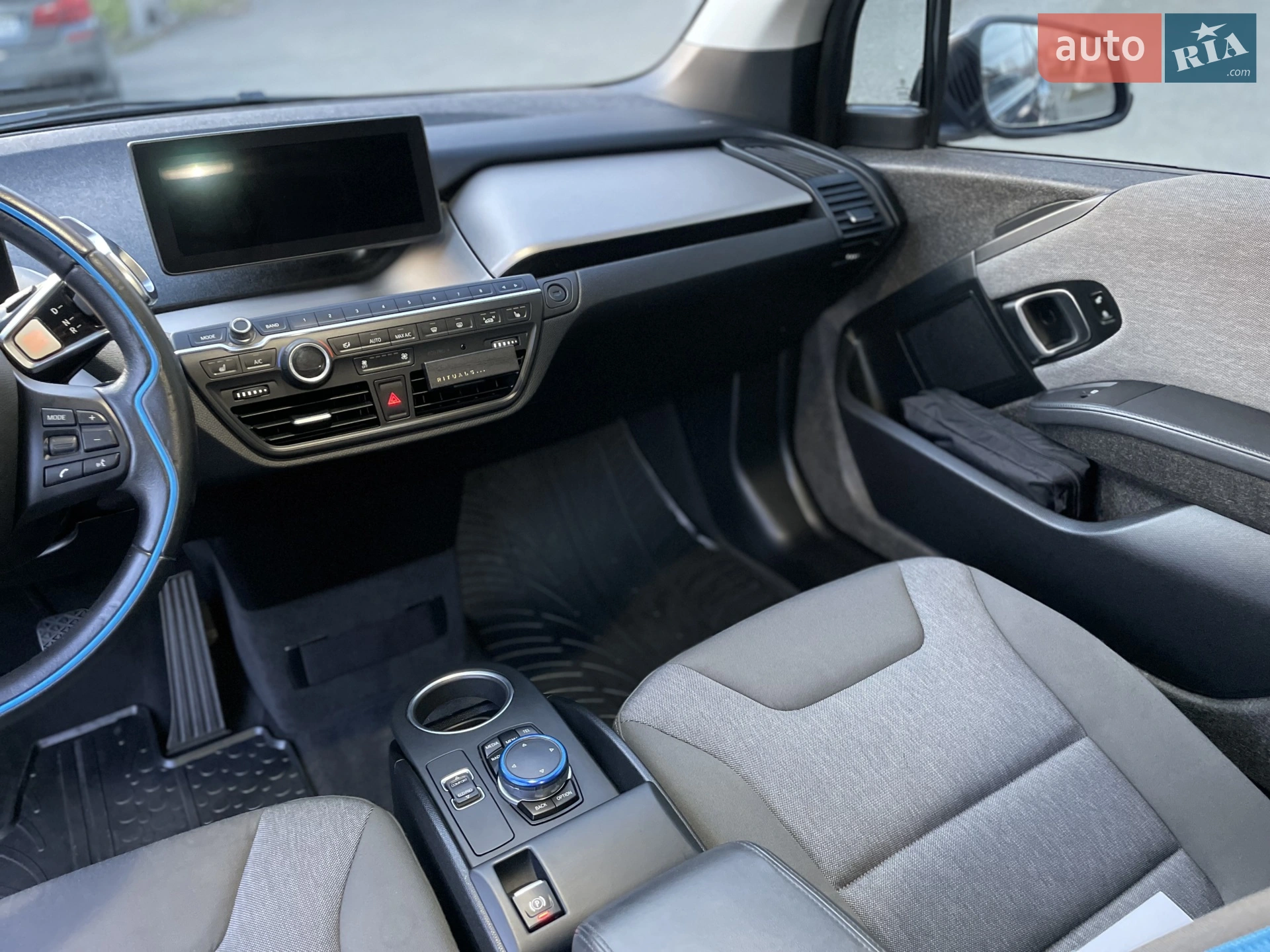 2016 BMW i3 - мініатюра 14