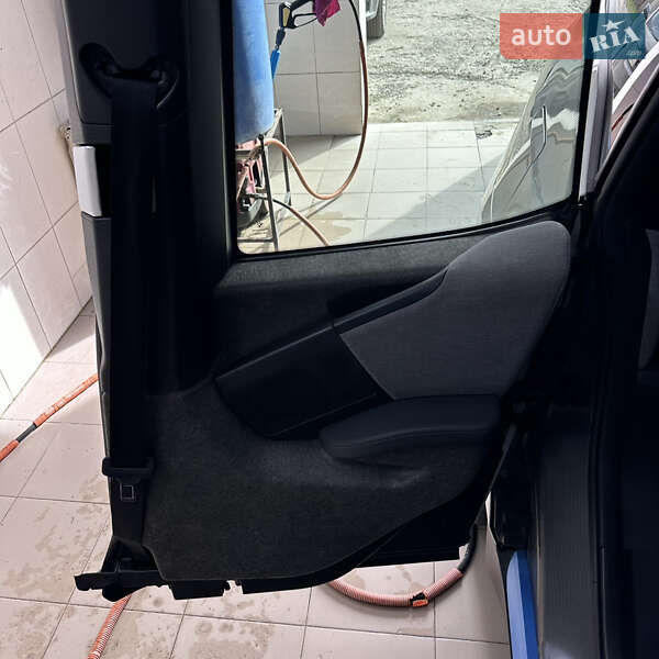Хэтчбек BMW I3 2015 в Львове