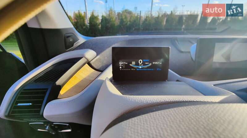 Хэтчбек BMW I3 2015 в Кривом Роге