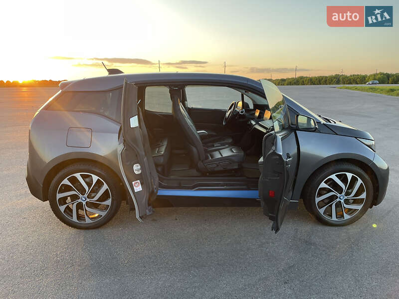 Хэтчбек BMW I3 2017 в Киеве