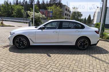 Седан BMW I3 2024 в Черкасах