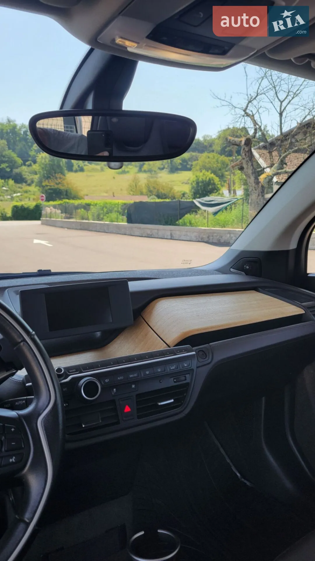 2016 BMW i3 - мініатюра 17