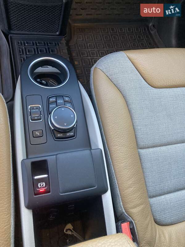 Хэтчбек BMW I3 2014 в Днепре