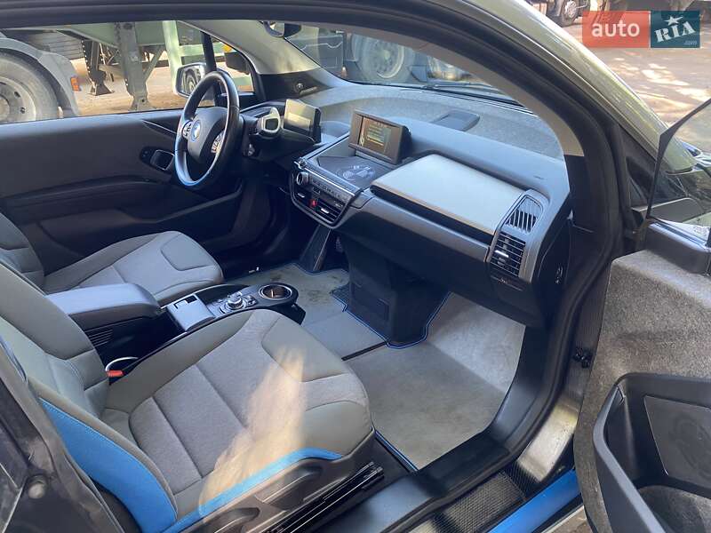 Хэтчбек BMW I3 2015 в Хмельницком