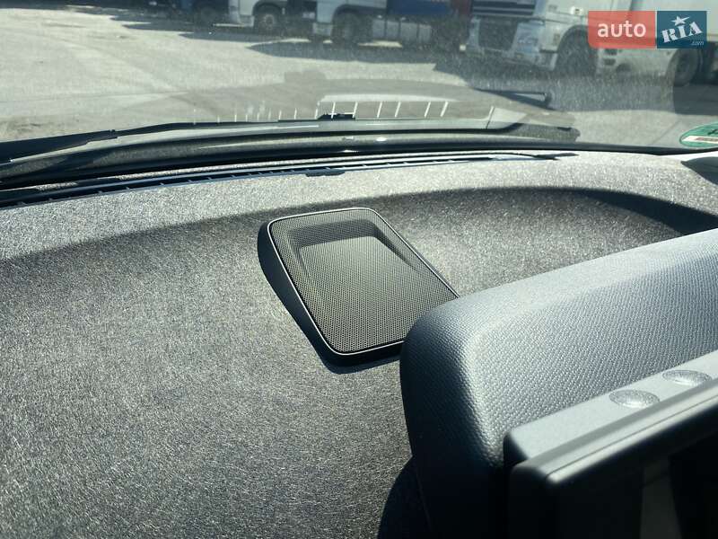 Хэтчбек BMW I3 2015 в Хмельницком