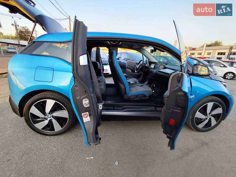 Хэтчбек BMW I3 2016 в Киеве