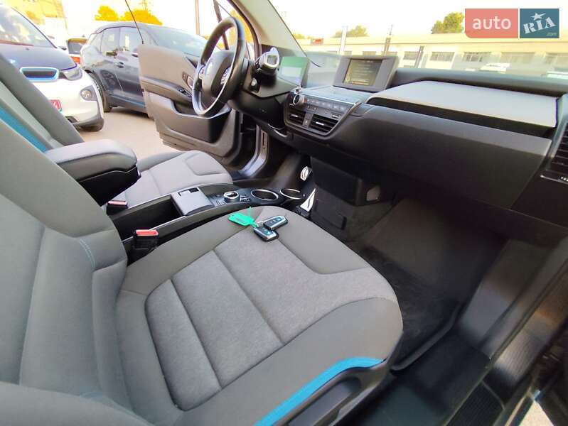 Хэтчбек BMW I3 2016 в Киеве