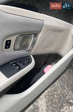 Хэтчбек BMW I3 2014 в 